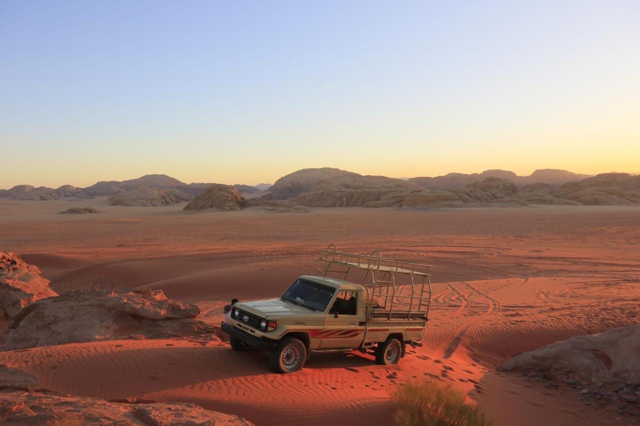 Desert Moon Camp Wadi Rum Exterior photo
