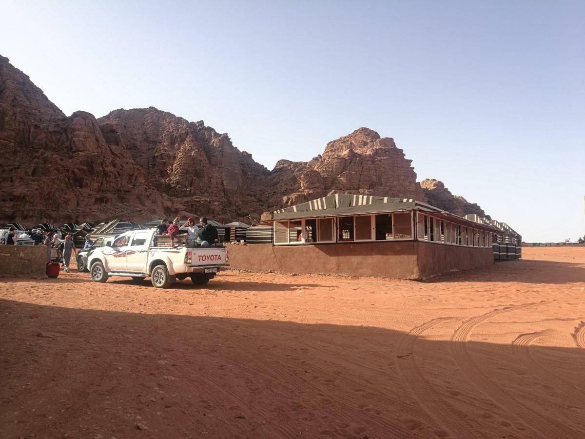 Desert Moon Camp Wadi Rum Exterior photo